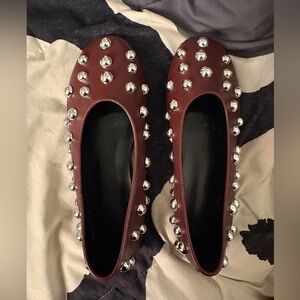 Studded burgundy Flats